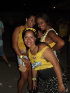 Oktober 10 Anos
